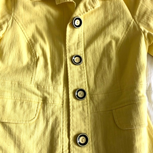 🐯Snazzie Yellow Versatile Jacket🐯 - Picture 11 of 15